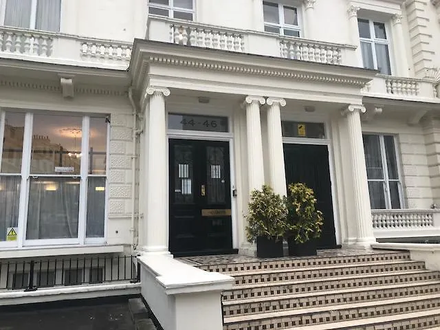 Leinster House Hostel London
